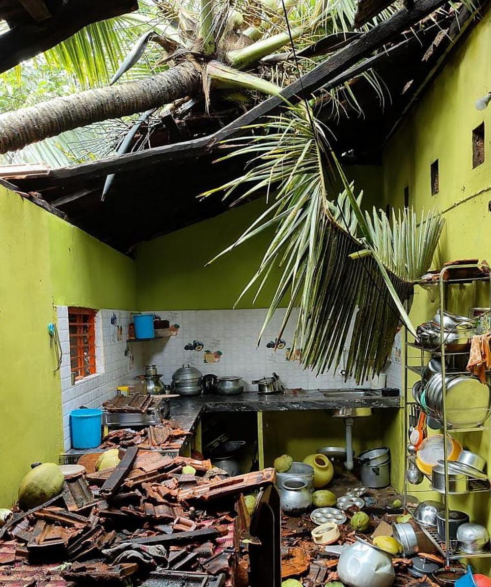 Heavy rain hits Bhatkal: National highway waterlogged, three houses damaged across taluk