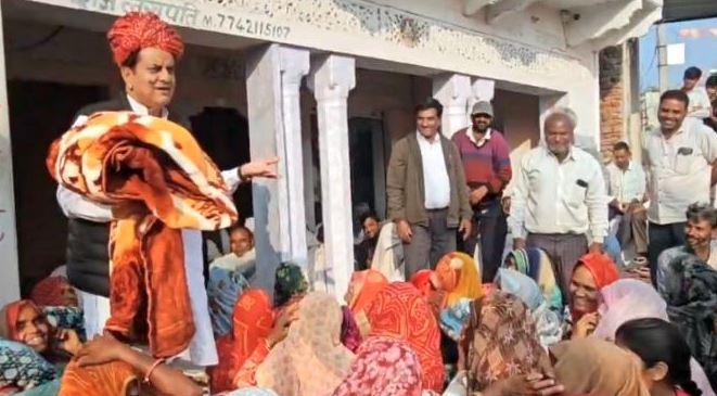 Ex-BJP MP Jaunapuria under fire after alleged insult of Muslim woman, says Tikaram Jully