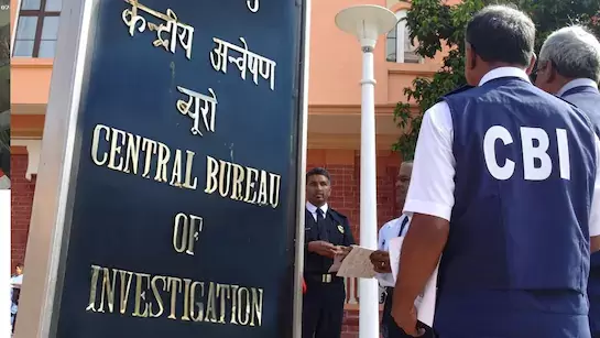 CBI busts 2 fake call centres duping UK citizens with bogus insurance schemes