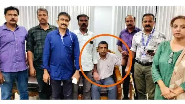 Kerala: IOC Deputy General Manager caught red-handed taking ₹2 lakh bribe