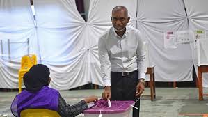 Maldives pro-China ruling party tipped to win election
